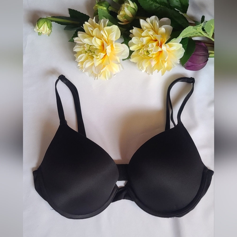 Victoria Secret PINK Push Up Bra - Black 34B